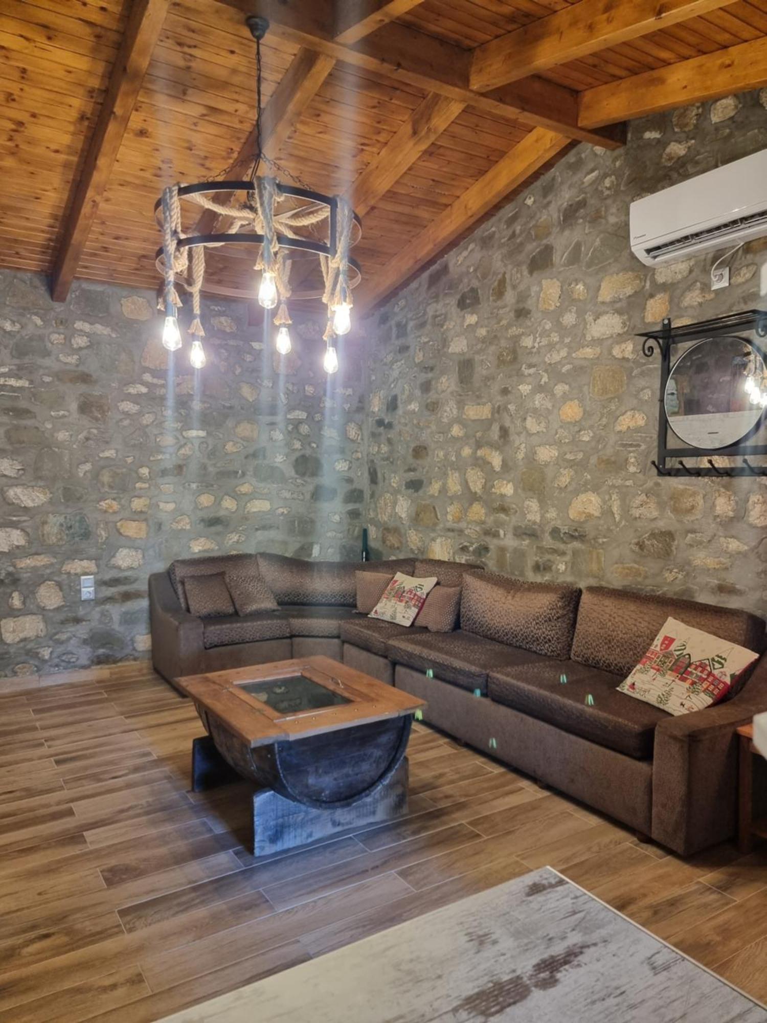 House With Big Garden And Barbeque In Nature Vourgareli Экстерьер фото